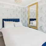 Host & - Church Lane Tatil Evi Nunthorpe